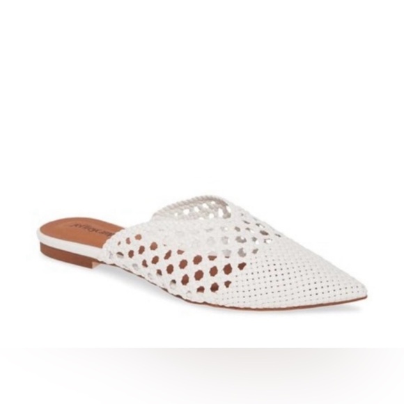 New Jeffrey Campbell Leno pointed toe flat slide mules, cream. Sz 8, Orig $135 - Picture 8 of 14